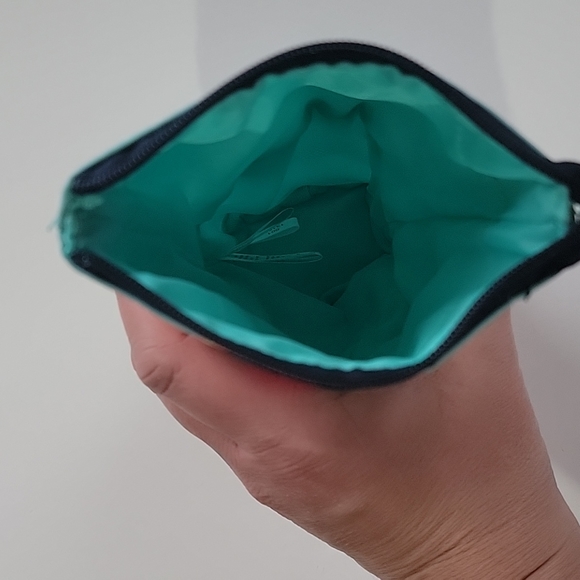 Thirty-one Hide & Peek Pouch - Mermaid Treasure - Picture 3 of 5